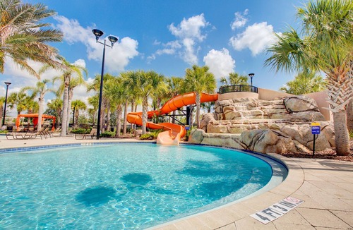 Loughman House | Stunning Corner-Townhome w/ Private Pool!