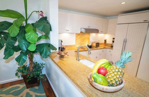 Kahuku Villa | Stunning Corner Villa, Ocean Views From Every Bed