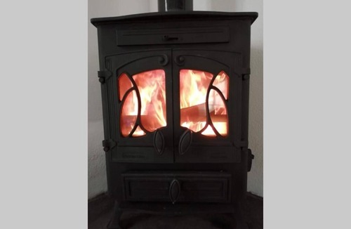 Grampound House | Stunning cosy barn in peaceful rural Cornwall