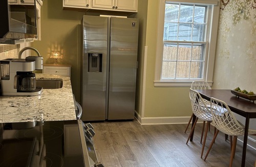 Central Newport News House | Stunning Cottage in Historic Village