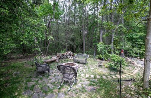 Monteagle House | Stunning Cottage Nestled Amidst Trees with Fire Pit in Monteagle, Tennessee