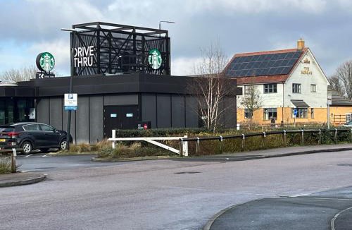 Belvedere Apartment | Stunning Cozy Flat 2.