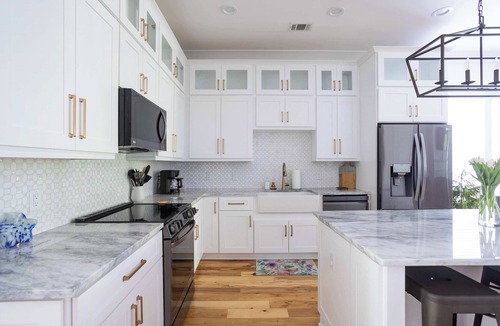 Metropolitan House | Stunning Downtown 3BD-2.5BA Home| Near Forsyth Pk