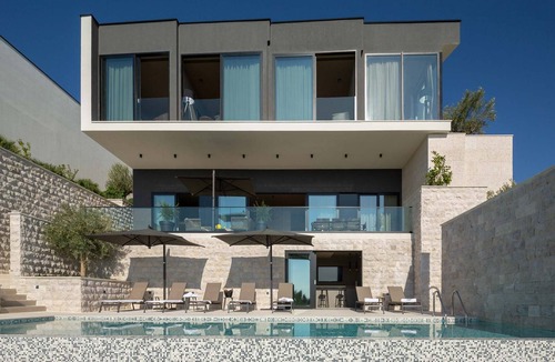 Orasac Villa | Stunning Dubrovnik Villa | 5 Bedrooms | Villa Orasac Waterfront 2 | Sea Views