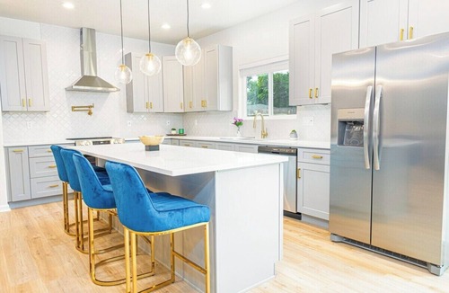 Denver Heights Cottage | Stunning Elegance 4br/2.5 BA Near Vibrant Downtown