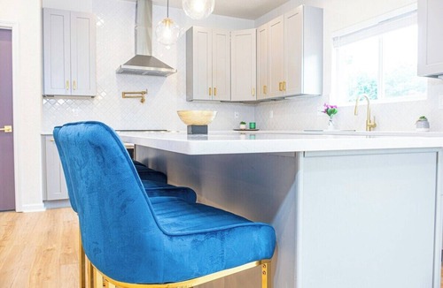 Denver Heights Cottage | Stunning Elegance 4br/2.5 BA Near Vibrant Downtown
