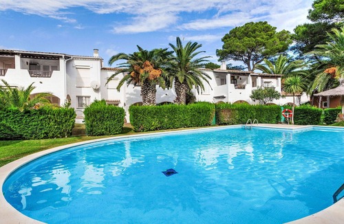 Pals House | Stunning villa for 4 people with pool, WIFI, TV and terrace
