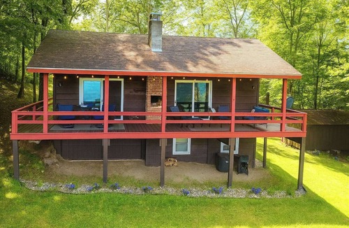 Cambridge Cabin | Stunning Foilage Views from the Fire Tower Cabin