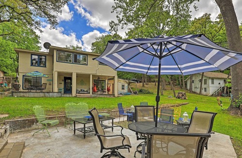 Fort Worth House | Stunning Fort Worth Retreat w/ Yard by Lake Worth!