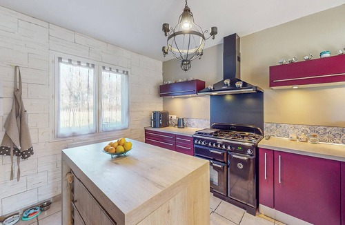 Saint-Jean-d'Eyraud House | Stunning home in Eyraud-Crempse-Maurens
