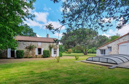 La Boissiere-des-Landes House | Stunning home in La Boissière des lande