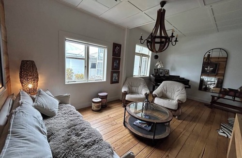 Leamington House | Stunning fully renovated Cambridge Villa!