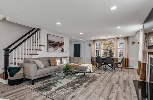 Methuen House | Stunning Getaway unit