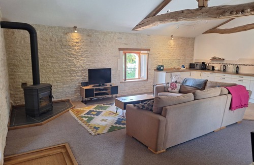 Mons House | Stunning gite With Shared Pool, Nr Matha & Cognac (ground floor also available)