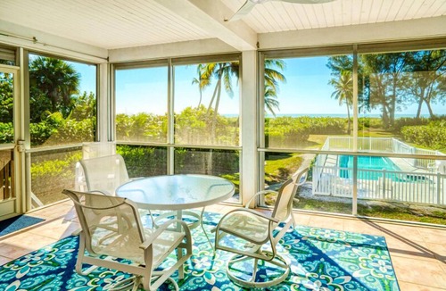 Chateaux Sur Mer House | Stunning Gulf Front Sanibel Home