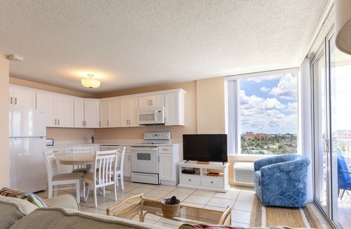 South Island Condo | Stunning Gulf View Condo on the Beach - Steps to Sand & Pool!
