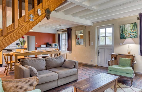 Les Baux-de-Breteuil House | Stunning home in Les Baux de Breteuil