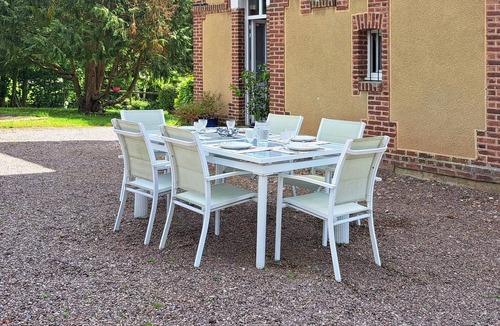 Sainte-Marguerite-de-Viette House | Stunning home in Saint-Pierre-en-Auge with WiFi