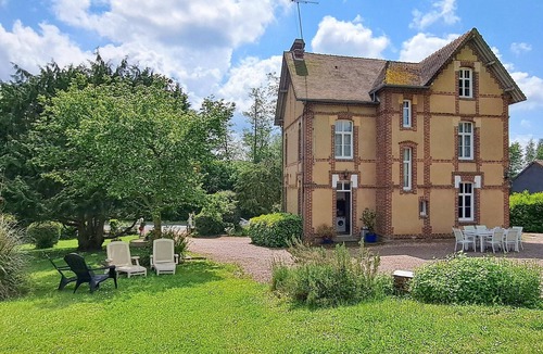 Sainte-Marguerite-de-Viette House | Stunning home in Saint-Pierre-en-Auge with WiFi
