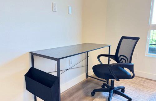 Lyon Street Apartment | Stunning Haven with Pool Gym Parking Close to Disneyland