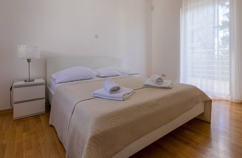 Selce House | Stunning Holiday Home in Selce with Private Pool