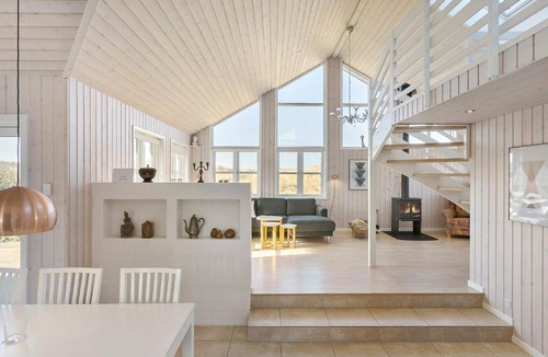 Lokken House | Stunning Holiday Home in L kken with Jacuzzi