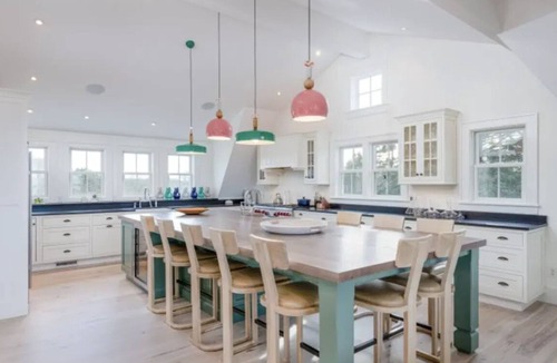 Quaise House | Stunning Home for Large Groups