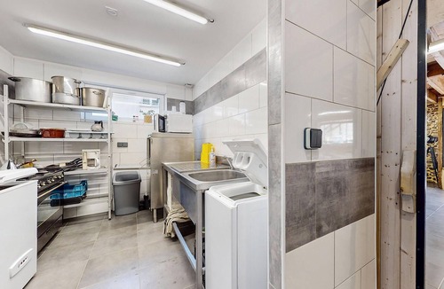 Neuilly-le-Vendin House | Stunning home in Neuilly le Vendin