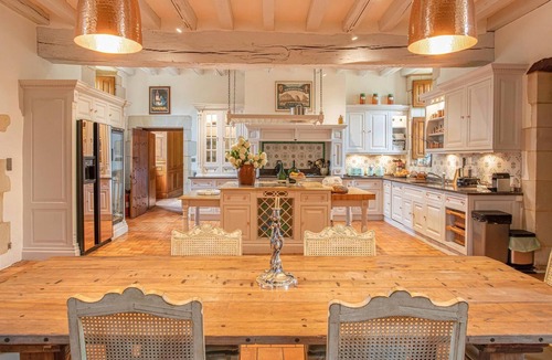 Les Bois d'Anjou House | Stunning home in Fontaine Guérin