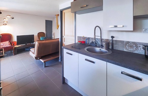 Vic-la-Gardiole House | Stunning home in Vic-la-Gardiole