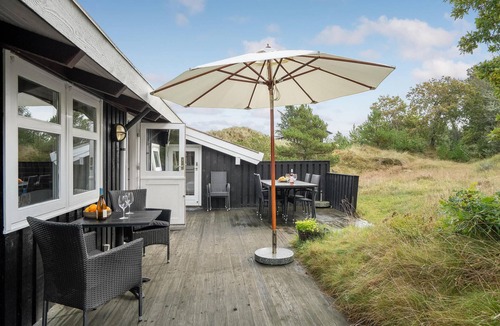 Skram House | Stunning home in ålbæk with sauna