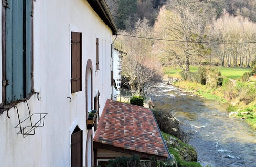 Aldudes House | Stunning home in Aldudes with WiFi