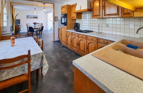 Allaire House | Stunning home in Allaire with WiFi