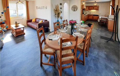 Allaire House | Stunning Home In Allaire With Wifi