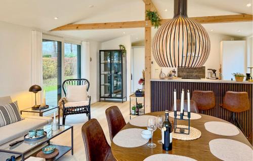Hvidbjerg Strand House | Stunning Home In Børkop With House Sea View
