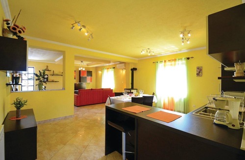 Pican House | Stunning home in Barisici with WiFi