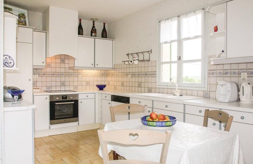 Brujas House | Stunning home in Beaulieu