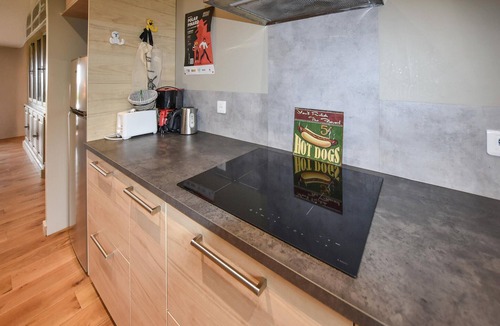 Bedoin House | Stunning home in Bédoin with private swimming pool, can be inside or outside