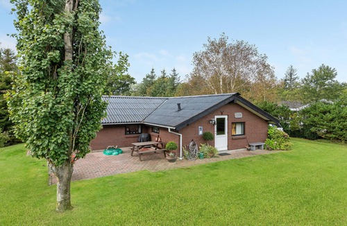 Ho House | Stunning home in Blåvand with sauna