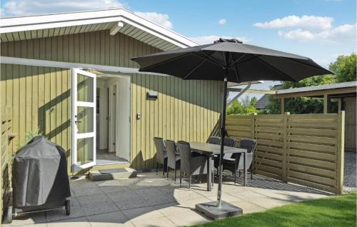 Skastrup Strand House | Stunning Home In Bogense With Wifi