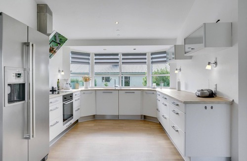 Hvidbjerg Strand House | Stunning home in Børkop with kitchen