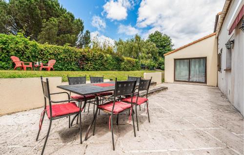 Bouguenais House | Stunning Home In Bouguenais With Wifi