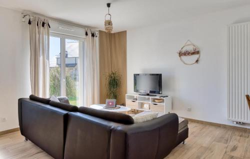 Boulleville House | Stunning Home In Boulleville With Wifi