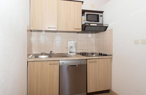 Brist House | Stunning home in Brist with WiFi