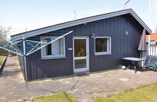 Brunsnaes House | Stunning home in Broager with kitchen