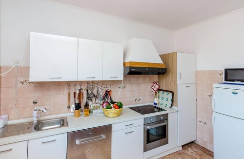 Broce House | Stunning home in Broce with WiFi