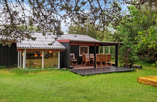 Brovst House | Stunning home in Brovst with sauna