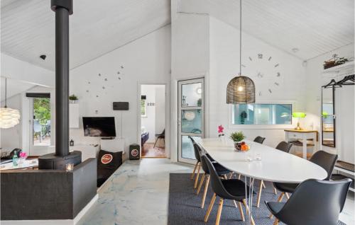 Tranum House | Stunning Home In Brovst With Sauna