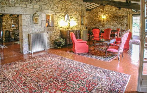 Cezac House | Stunning Home In Cézac