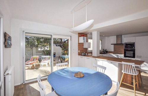 Canet-Plage House | Stunning home in Canet Plage with WiFi